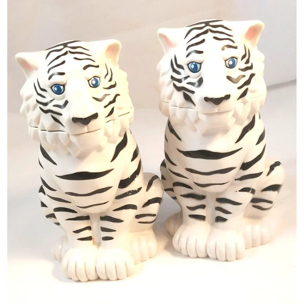 Ringling Bros Barnum & Bailey Circus WHITE TIGER Lidded Stein Mug Cup 2 set